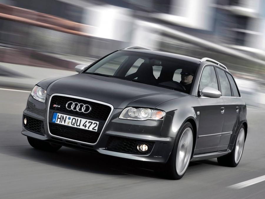  Audi RS4 Avant (B7, 8E) 2006 года  (WW) (фото 5 из 49)